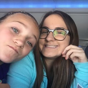 Meet your Posher, Toni